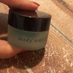 MARY KAY smoothing eye gel